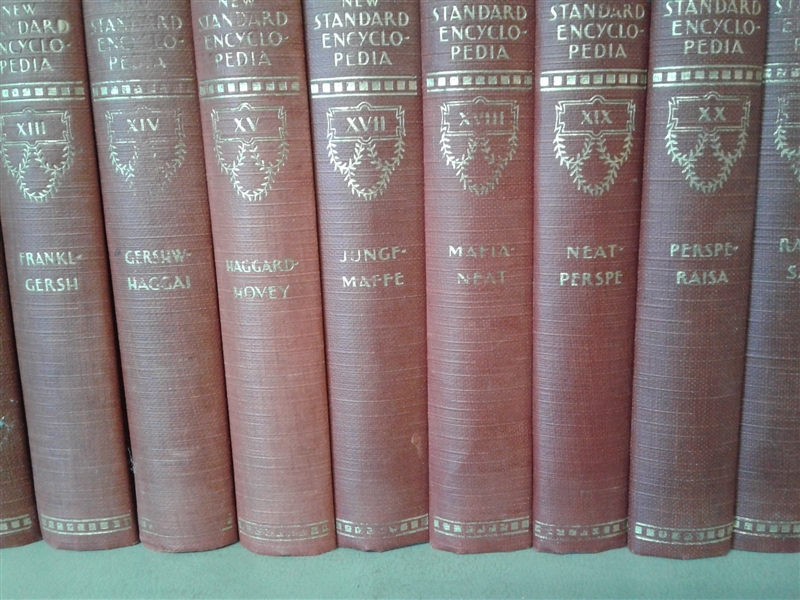 1931 New Standard Encyclopedia of Universal Knowledge Volumes I-XXV