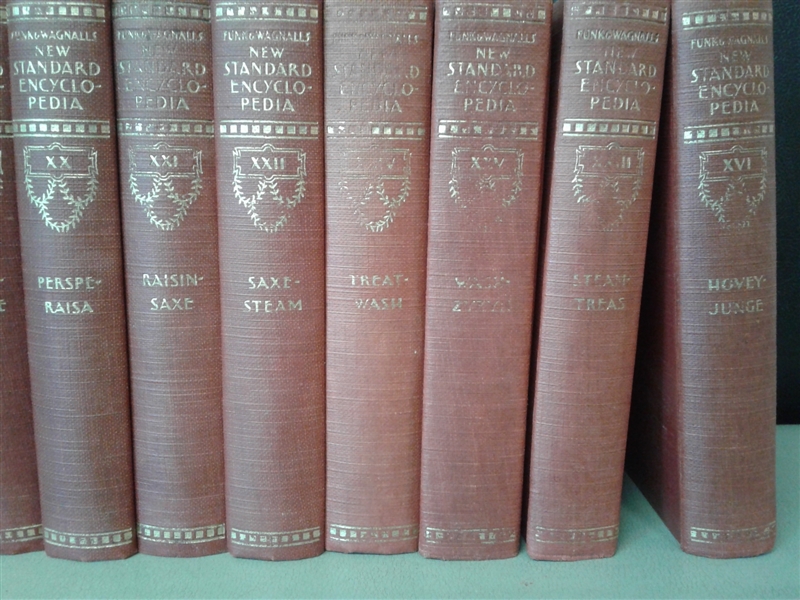 1931 New Standard Encyclopedia of Universal Knowledge Volumes I-XXV
