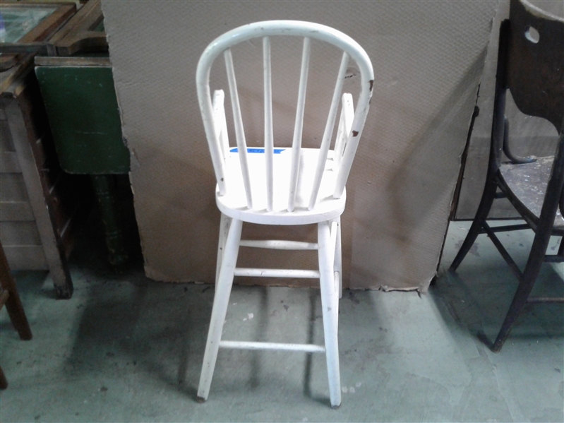 Vintage White High Chair