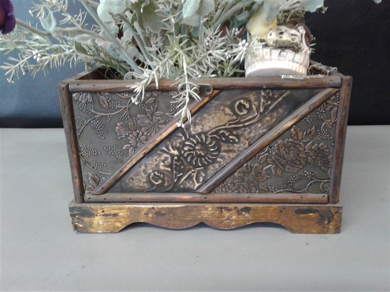 Flower Chest Decor