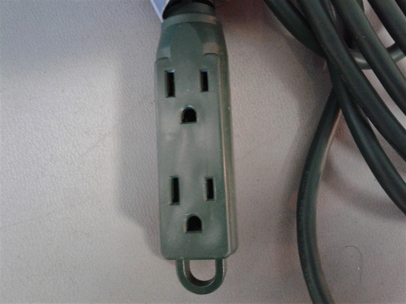 Utilitech 3 Outlet 20 Ft. Indoor Power Cord