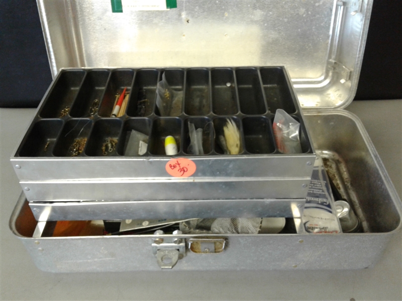 FISHING TACKLE BOX WITH TACKLE 