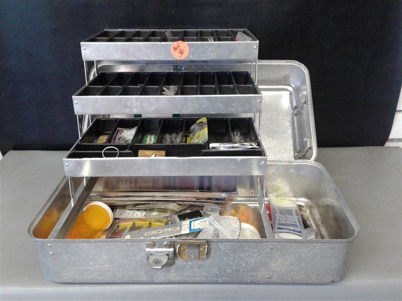 FISHING TACKLE BOX WITH TACKLE 