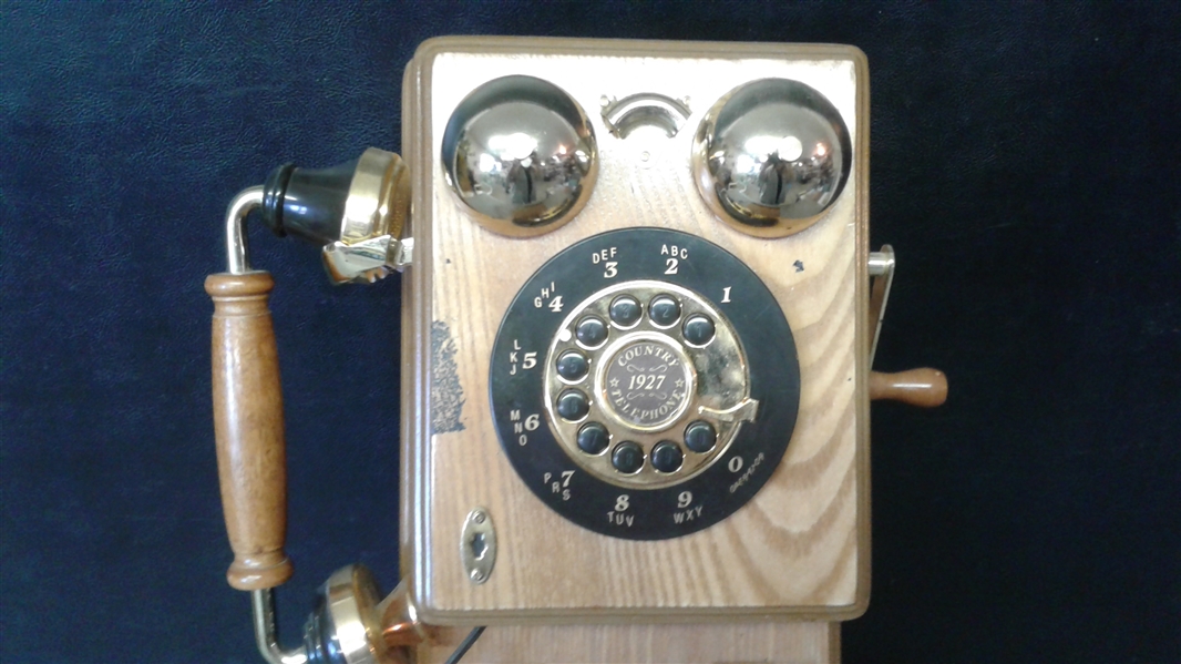 Thomas Collector's Edition Country Telephone