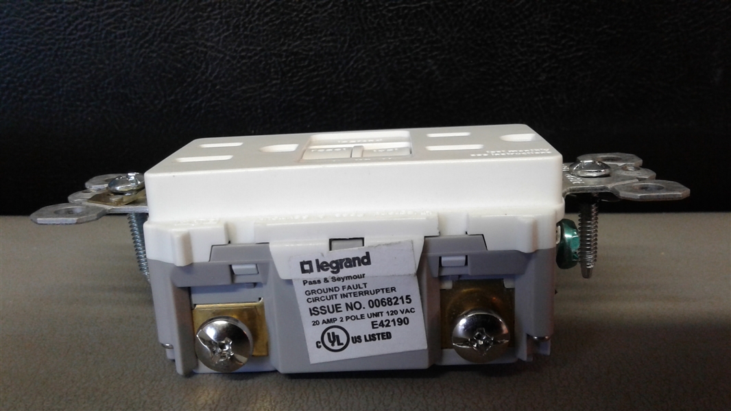 Legrand Radiant Self-Test GFCI Outlet