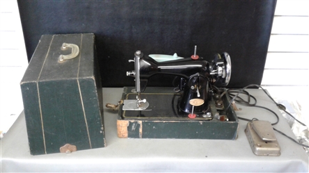 Vintage Imperial DeLuxe Sewing Machine