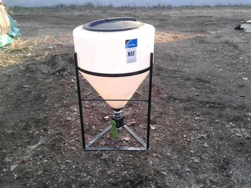 Ace Roto-Mold 30 Gal Water Tank w/Stand