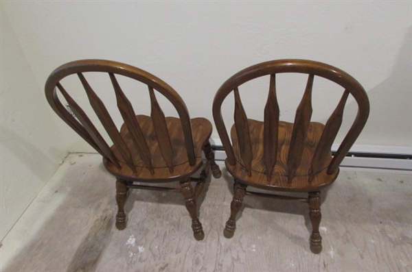 PAIR OF OAK DINING CHAIRS