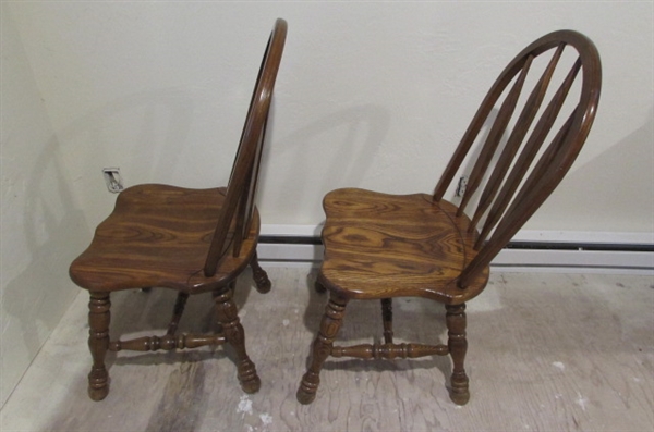 PAIR OF OAK DINING CHAIRS