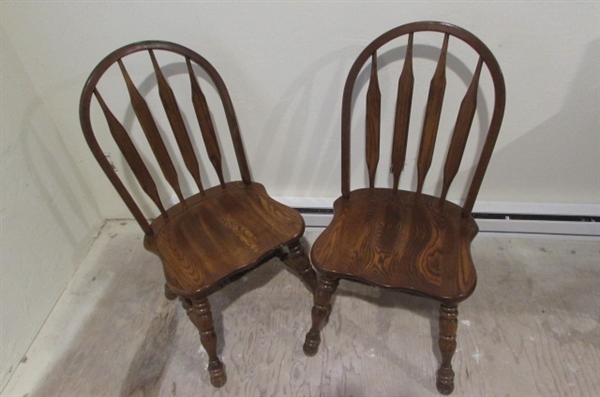 PAIR OF OAK DINING CHAIRS