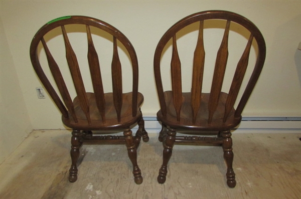 PAIR OF OAK DINING CHAIRS