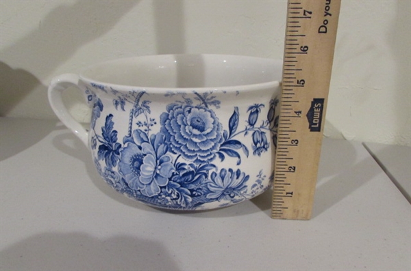 ROYAL CRAWFORD AND FASHODA BEAUTIFUL BLUE CHINA PIECES