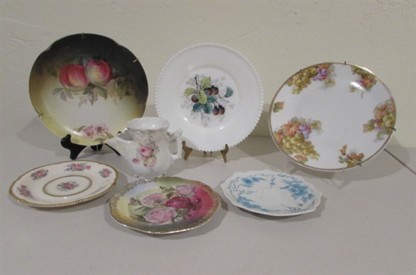 UNIQUE VINTAGE PORCELAIN PIECE & A VARIETY OF DECORATIVE PLATES