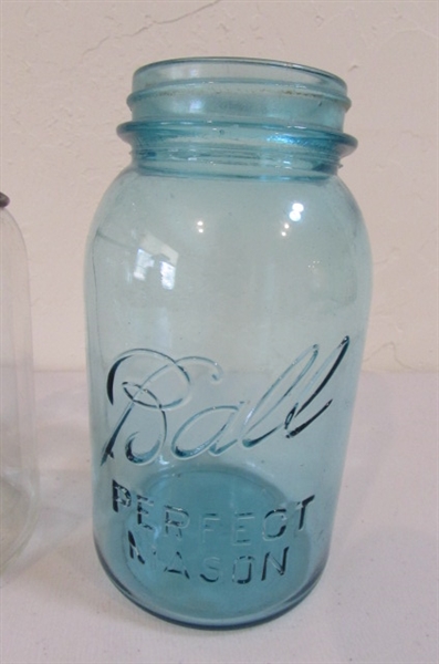 4 VINTAGE/ANTIQUE MASON JARS WITH MARBLES & MORE