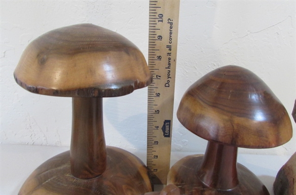 CARVED WOODEN MUSHROOMS 2 MARKED WAH 96 AND ACORN CANDLE