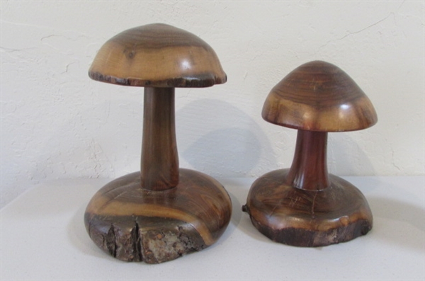 CARVED WOODEN MUSHROOMS 2 MARKED WAH 96 AND ACORN CANDLE