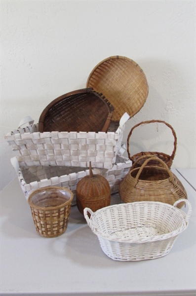 BASKET LOT