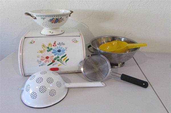 VINTAGE METAL FLOWER BREAD BOX AND A VARIETY OF KITCHEN STRAINERS