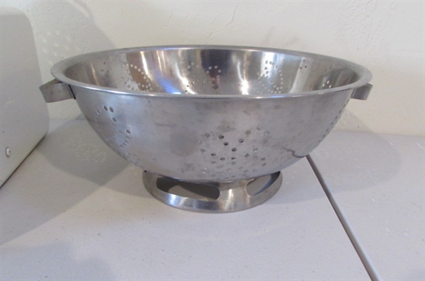 VINTAGE METAL FLOWER BREAD BOX AND A VARIETY OF KITCHEN STRAINERS