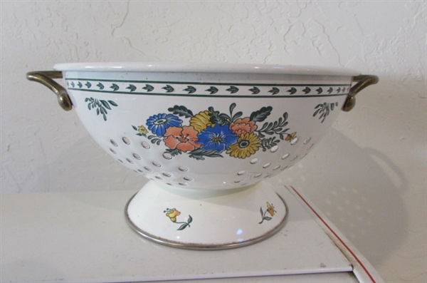 VINTAGE METAL FLOWER BREAD BOX AND A VARIETY OF KITCHEN STRAINERS