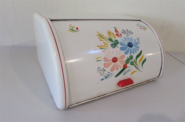 VINTAGE METAL FLOWER BREAD BOX AND A VARIETY OF KITCHEN STRAINERS