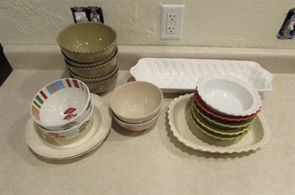 VARIETY OF BOWLS DISHES