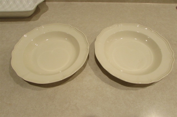 VARIETY OF BOWLS DISHES