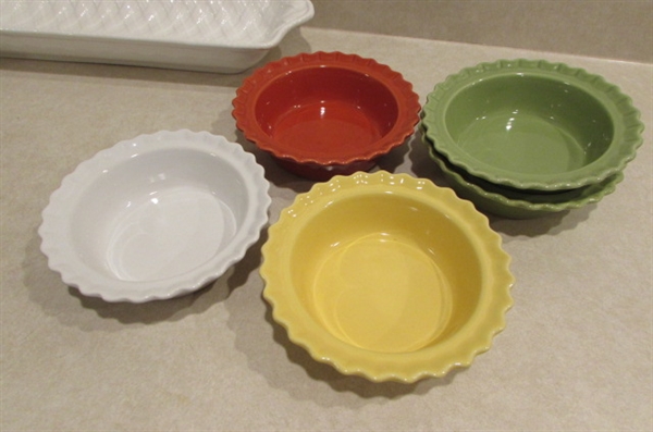 VARIETY OF BOWLS DISHES