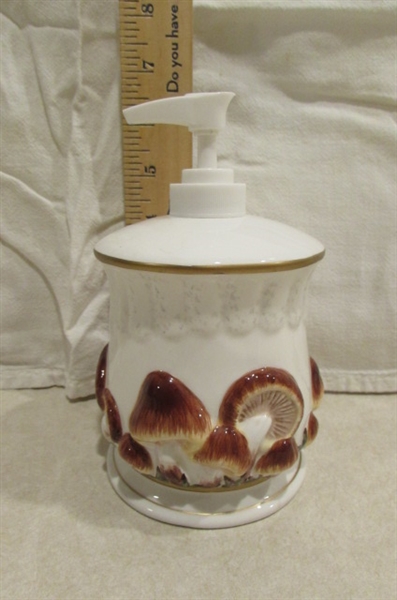 MUSHROOM CANISTER SET WITH NAPKIN HOLDER, AND SOAP DISPENSER, SALT & PEPPER AND TOOTHPICK HOLDER