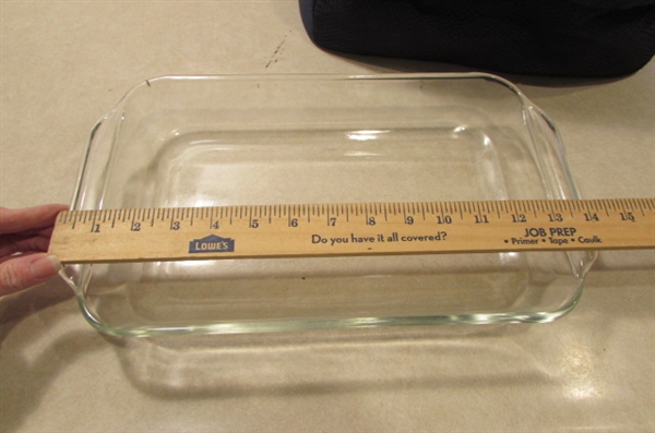 PYREX AND GLASBAKE LOAF PANS AND CAKE PAN