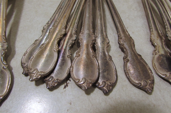 SILVERPLATE FLATWARE/UTENSILS/TRAYS & WINE GOBLETS