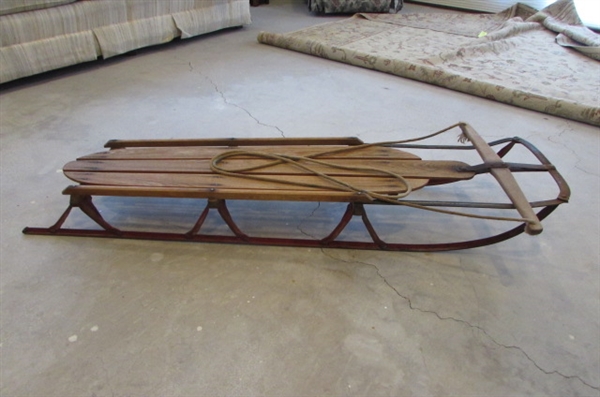 VINTAGE YANKEE CLIPPER SLED