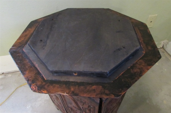 CARVED ASIAN END TABLE REMOVABLE TOP WITH HINGED PANELS