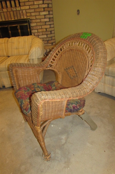 WICKER CHAIR WITH FLORAL SEAT CUSHION