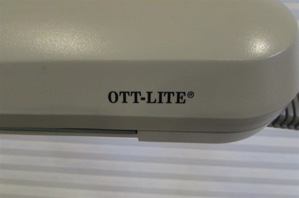 OTT-LITE ADJUSTABLE POSITION FLOOR LAMP