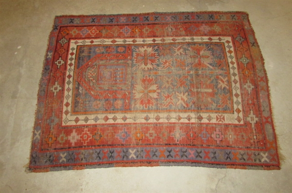 VINTAGE/ANTIQUE WOVEN WOOL THROW RUG