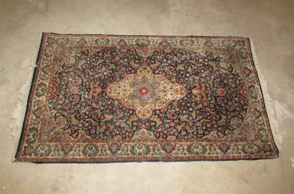 VINTAGE WOOL AREA RUG