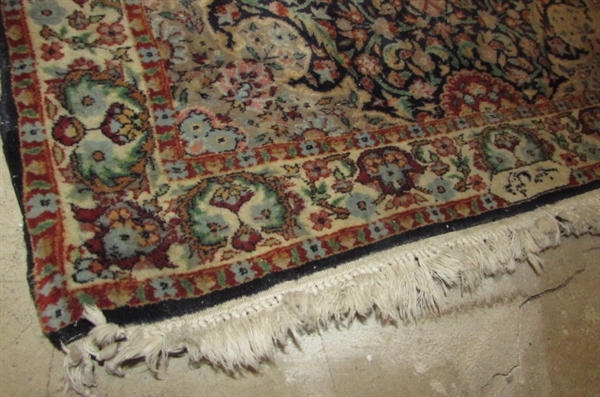 VINTAGE WOOL AREA RUG