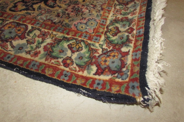 VINTAGE WOOL AREA RUG