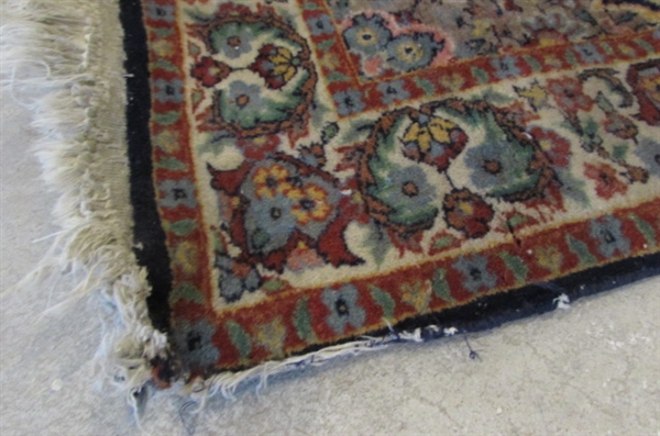 VINTAGE WOOL AREA RUG