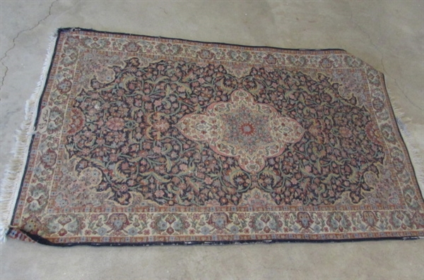 VINTAGE WOOL AREA RUG