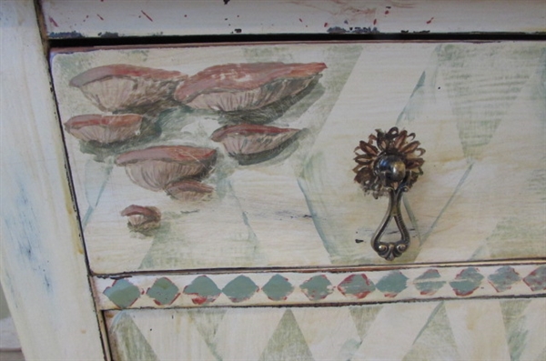 ANTIQUE HAND PAINTED MUSHROOM THEME BUFFET