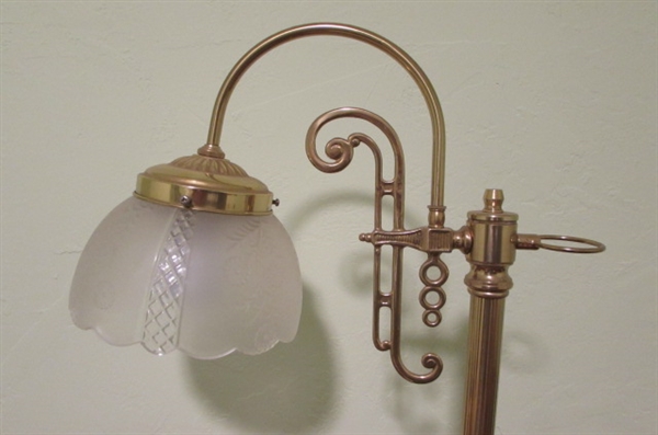 HEAVY GOLD TONE DESK LAMP WITH FROSTED GLASS SHADE