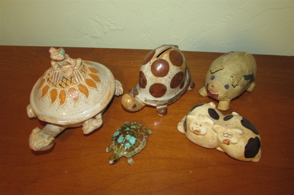 FROGS, TURTLES & MORE - TRINKET DECORATIONS AND BANKS