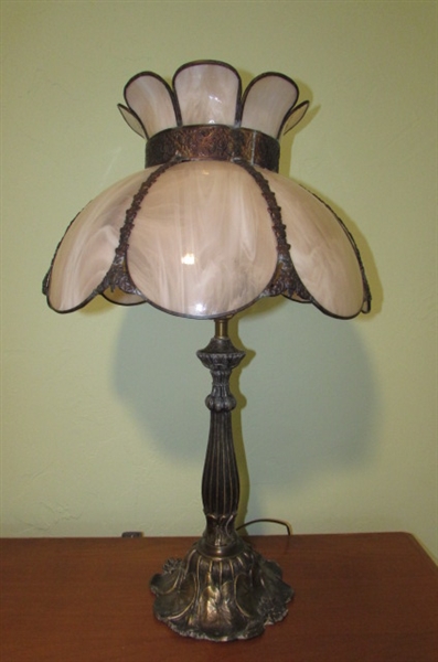 VICTORIAN SLAG GLASS SHADE ON METAL FLOWER LAMP BASE