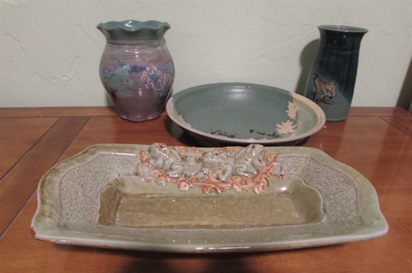 FROG BOWL WITH MATCHING VASE, AND A SEPERATE FROG PLATTER