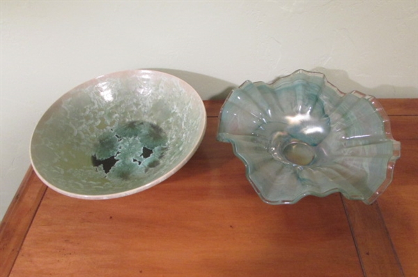 MURANO LIGHT GREEN RUFFLED DISH & CERAMIC BOWL