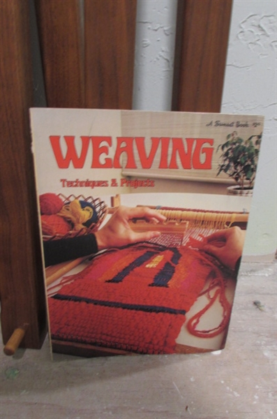 WEAVING LOOM AND SUPPLIES