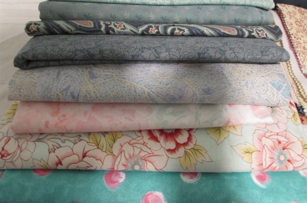 LOTS OF QUILTING FABRIC