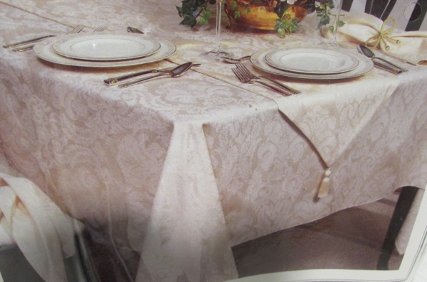 TABLE CLOTHS